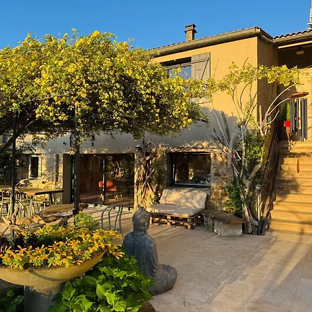 Guest house La Maison Les Vans
