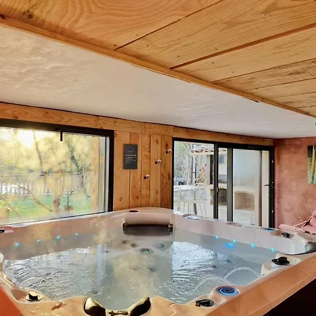 Penzion La Maison 3*